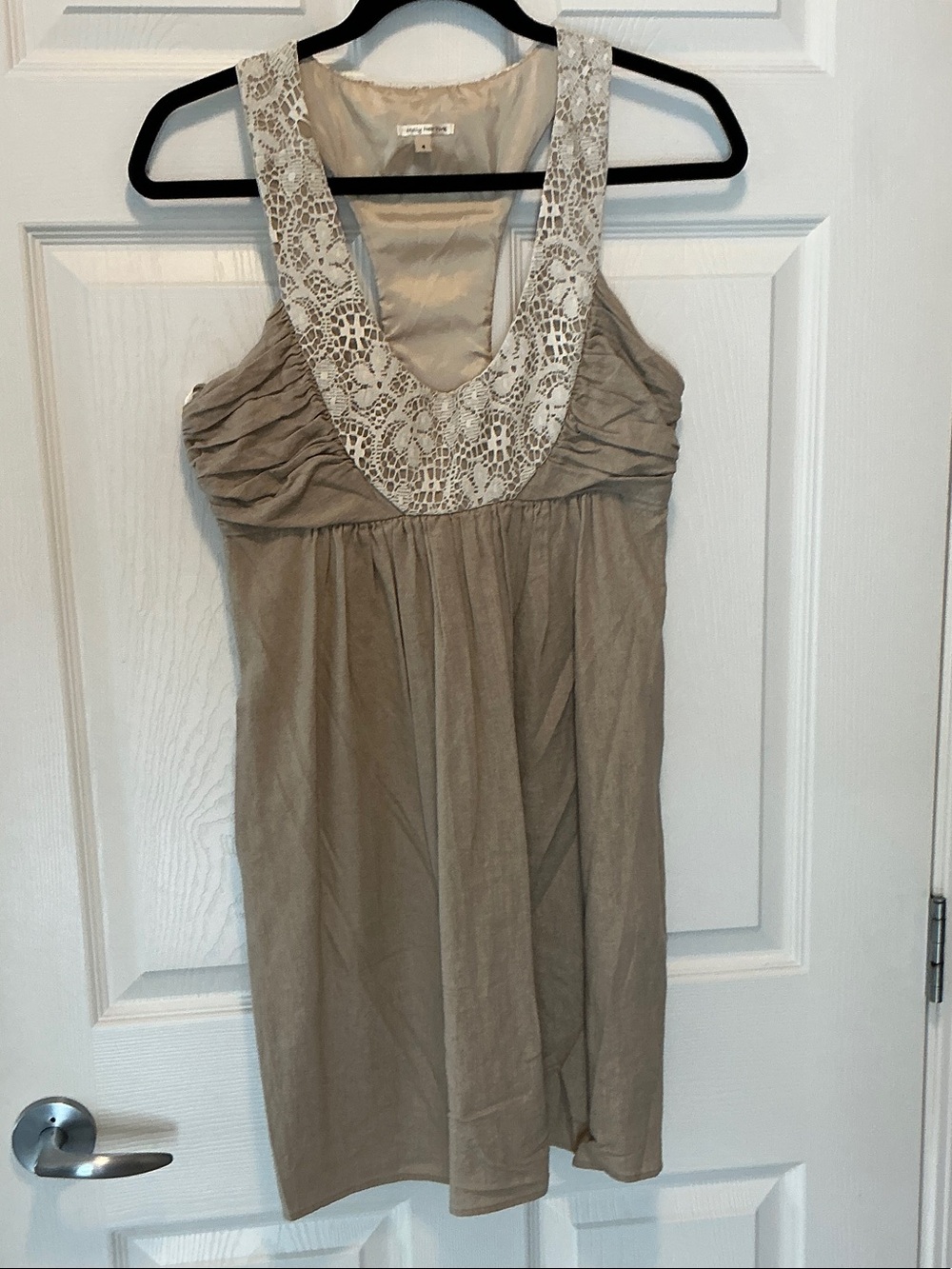 Molly New York cream lace and gold linen